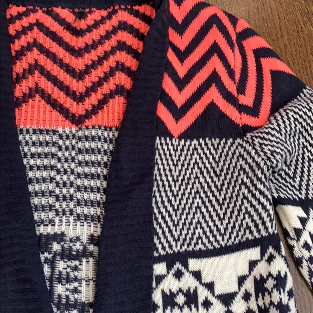 Sweater - Picture 3 of 6